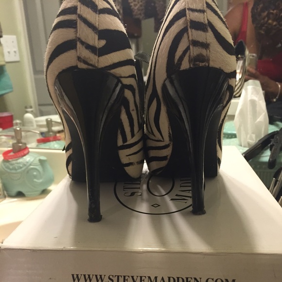 Zebra pump - Picture 2 of 4