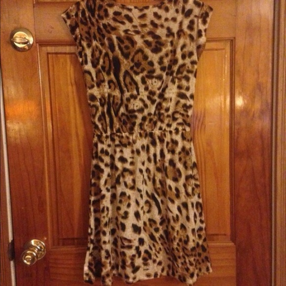 NWOT leopard print mini dress - Picture 3 of 4
