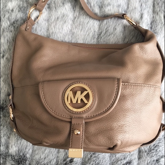 MICHAEL Michael Kors | Bags | Sale Michael Kors Fulton Hobo | Poshmark