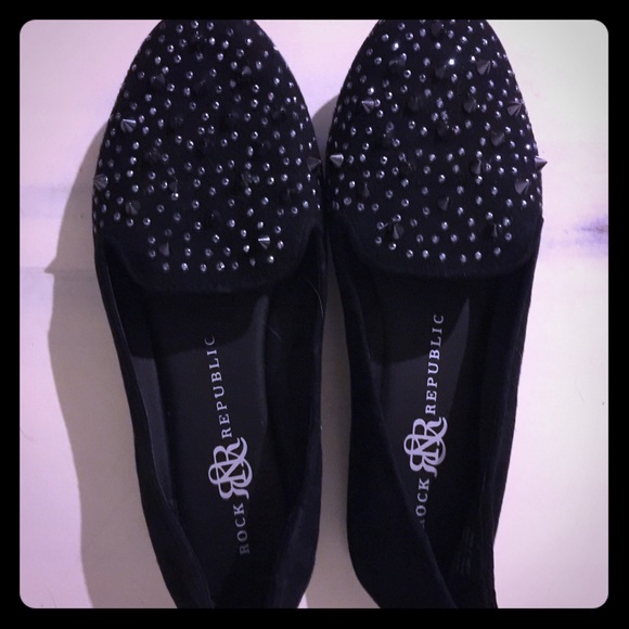 Cute Rock & Republic studded black flats.