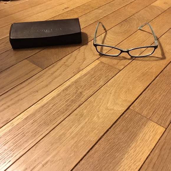 BCBG frame