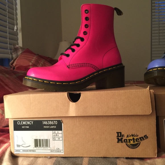 Dr martens women's size 8