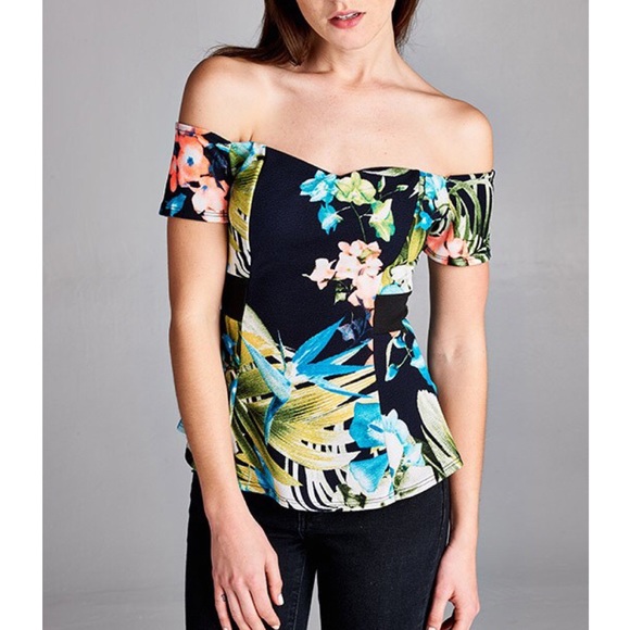 LOWEST Peplum Floral Off Shoulder Top - Picture 2 of 4