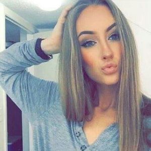 Meet your Posher, Danielle