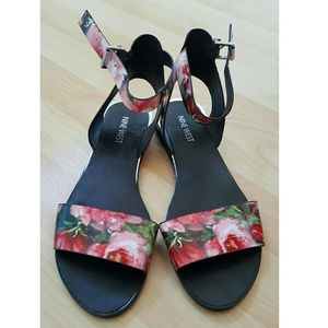 Nine West floral play date