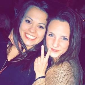 Meet your Posher, Raychelle