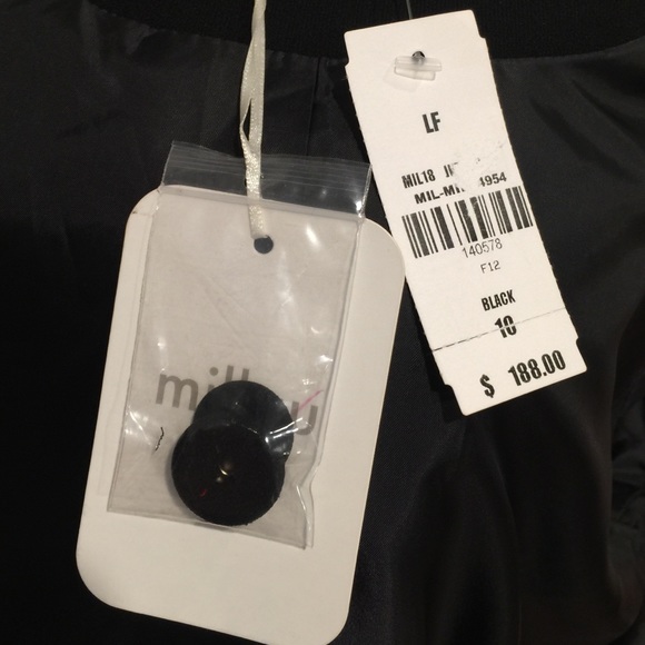 NEW LF Millau Scoop Bottom Blazer - Picture 2 of 4