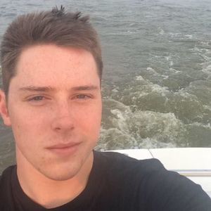 Meet your Posher, Troy