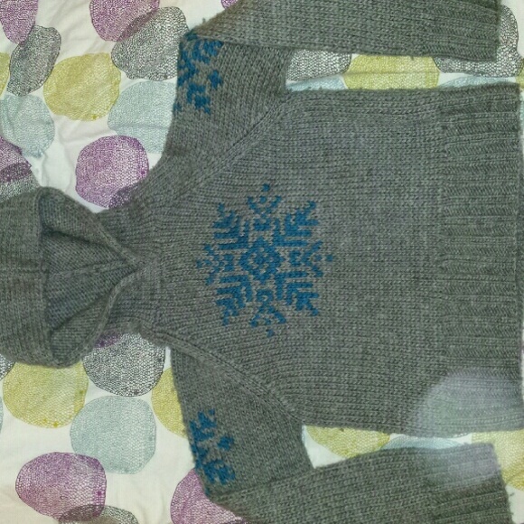 American Eagle Wool Snowflake Sweater