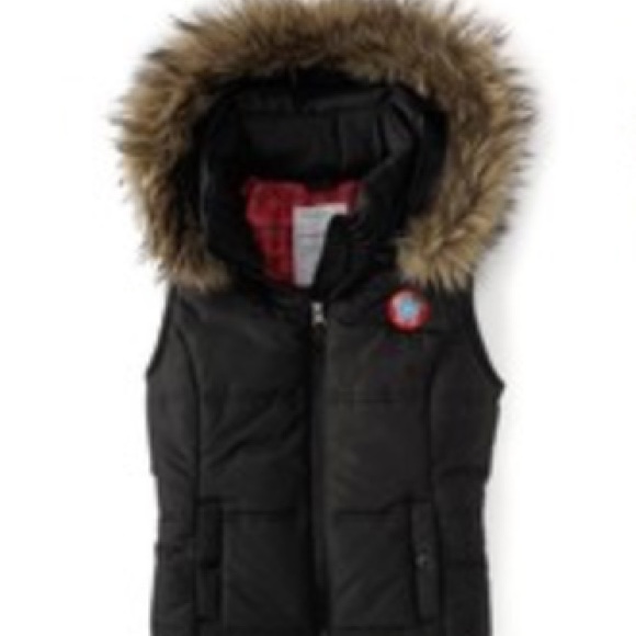 Aeropostale black vest. Excellent condition