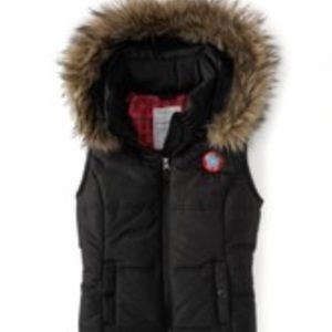 Aeropostale black vest. Excellent condition