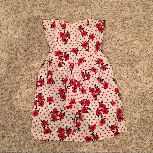 Strapless fashionable print dress