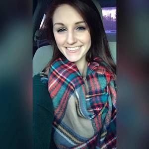 Meet your Posher, Kelsey