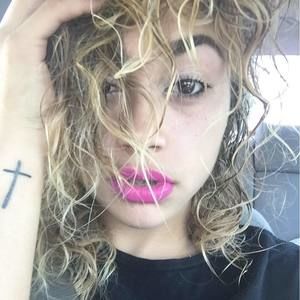 Meet your Posher, Destiny