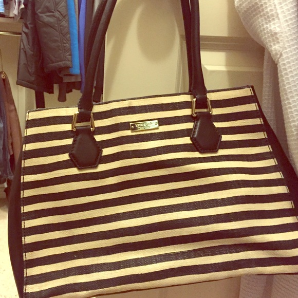 Kate spade purse