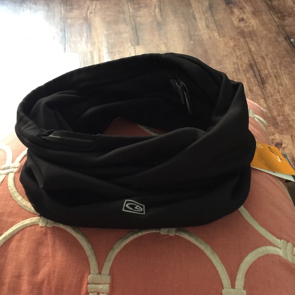 Sports scarf - Picture 2 of 3