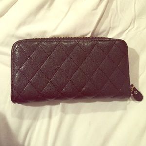 Black quilted wallet