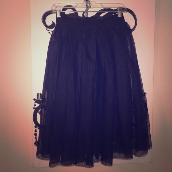 Never worn! Just took off the tags