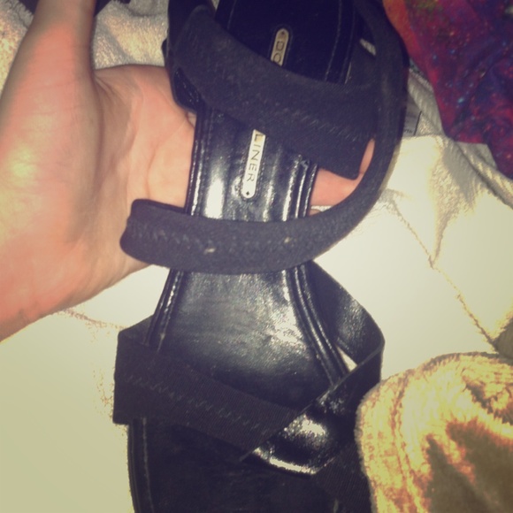Never wear - Picture 1 of 4