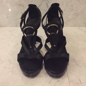 Gucci Leather Black Platform Sandals s36