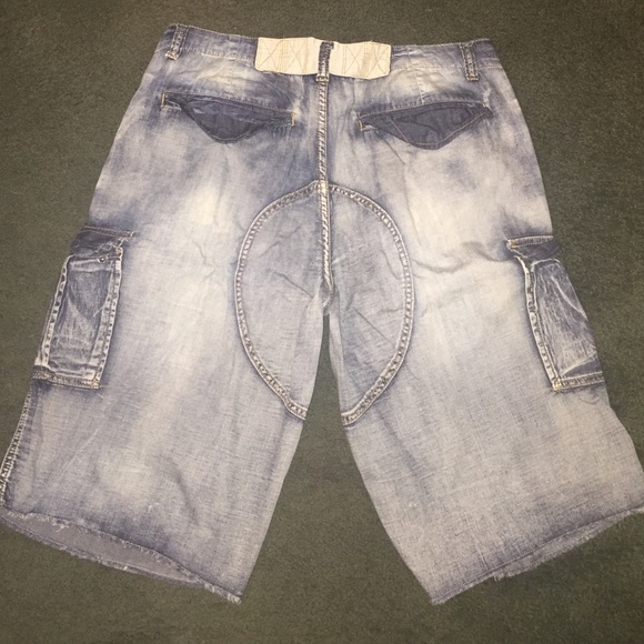 😎DENIM SHORTS😎 - Picture 2 of 4