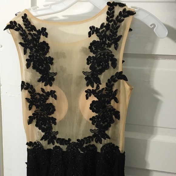 Long black prom dress - Picture 3 of 4