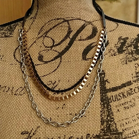 New 3 Layer Chain Necklace - Picture 1 of 1
