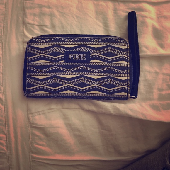 iPhone wristlet