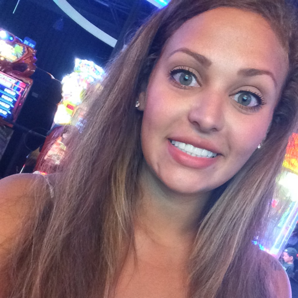 Meet your Posher, Jacquelinee