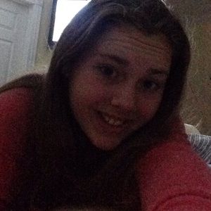 Meet your Posher, Carrie