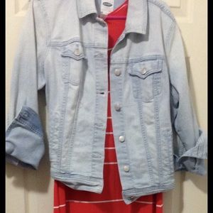 Light wash jean jacket