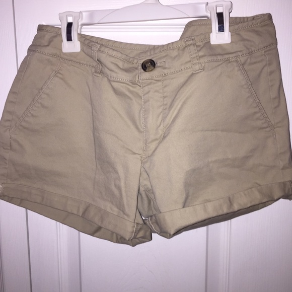 American Eagle Outfitters Midi Shorts - Picture 1 of 2