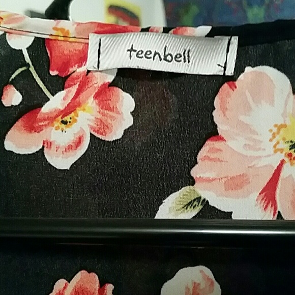 Floral kimona - Picture 3 of 3