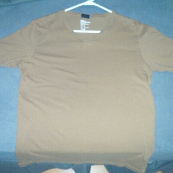 H&M BROWN VNECK TSHIRT