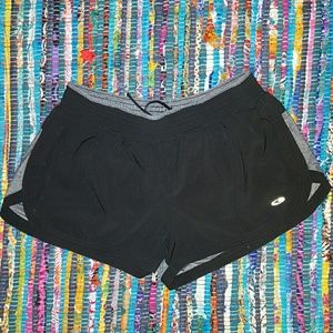 Champion running shorts XL
