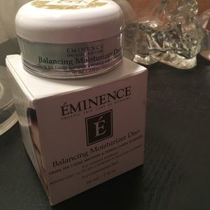 Eminence balancing moisture duo