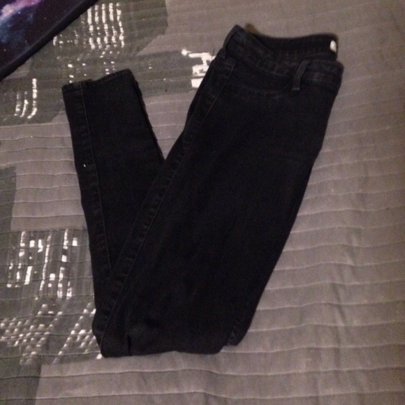 Hollister black skinny jeans