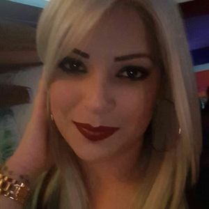 Meet your Posher, Eva