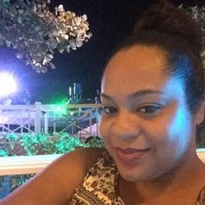 Meet your Posher, Latoya