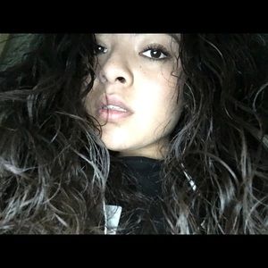 Meet your Posher, Janeth