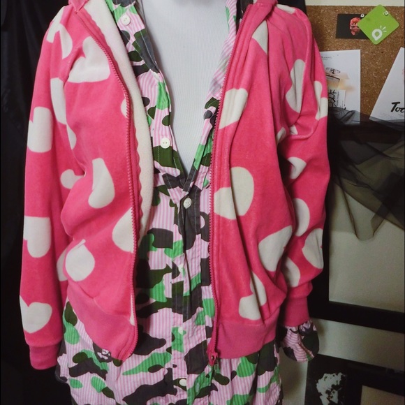 Heart pink hooded jacket~chic and comfy