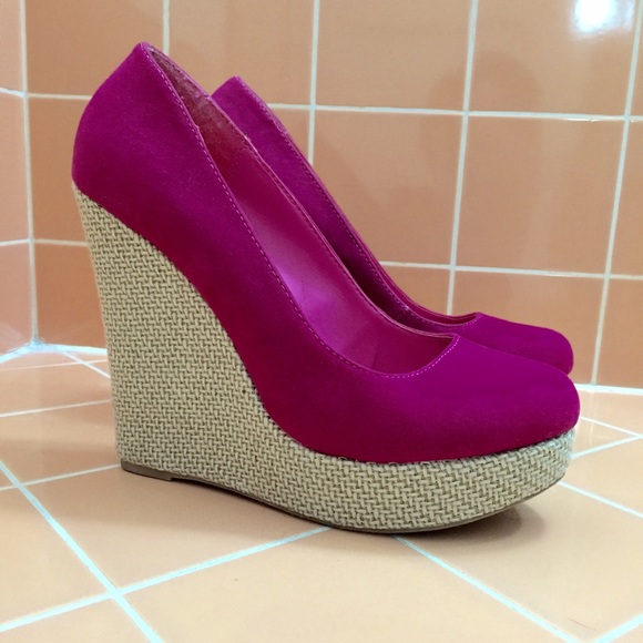 Velvety Pink Wedges