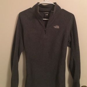 North face 1/4 zip-up