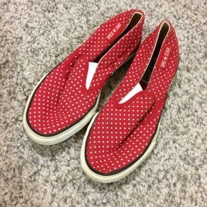 Poke-a-dot slip ons