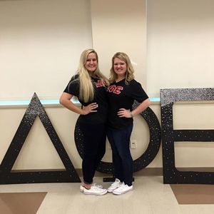 Meet your Posher, Kayla