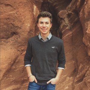 Meet your Posher, Adam