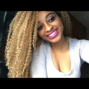 Meet your Posher, Miya