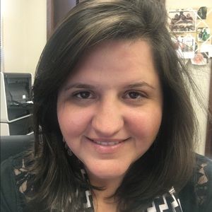 Meet your Posher, Dionna