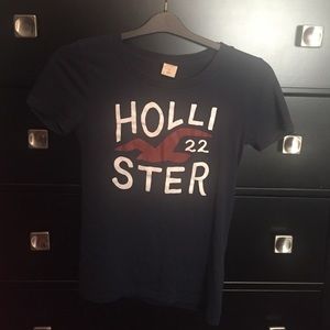 Hollister T-Shirt