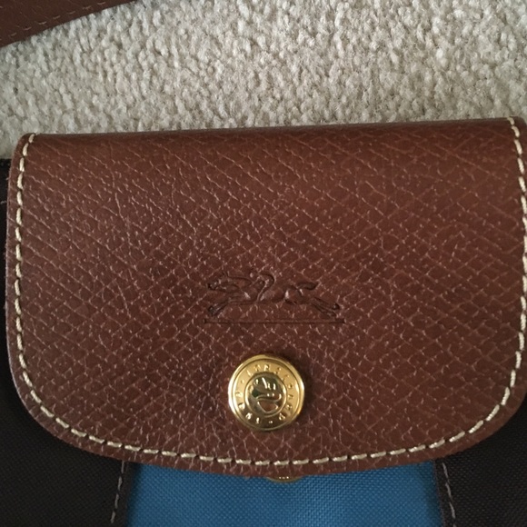 SOLD...Longchamp two tone handbag - Picture 2 of 4